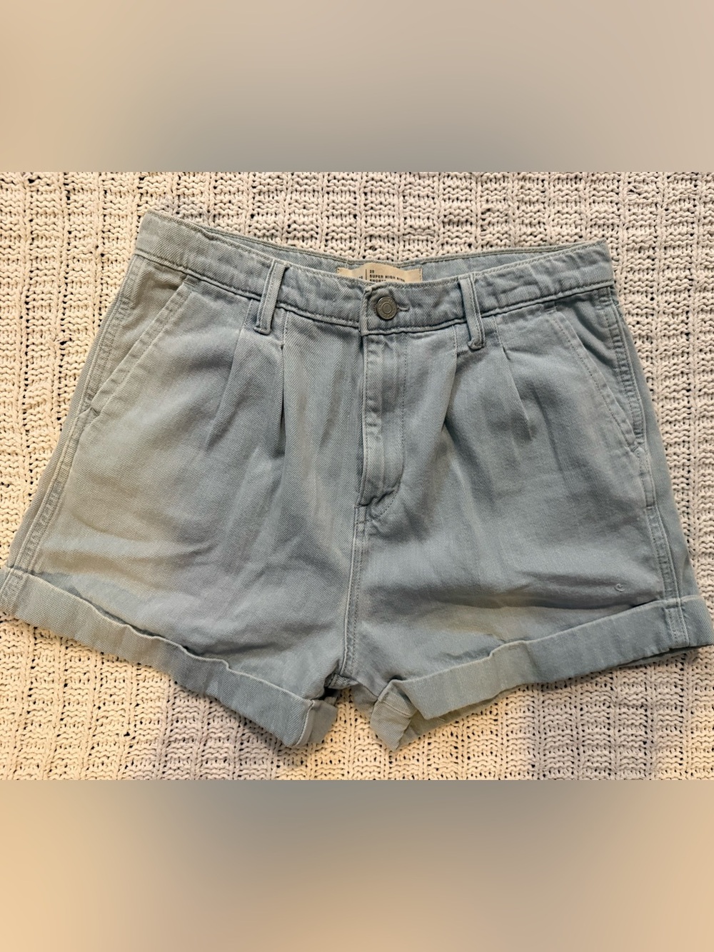 GAP Vintage Light Blue High-Waist Pleated Women's Shorts